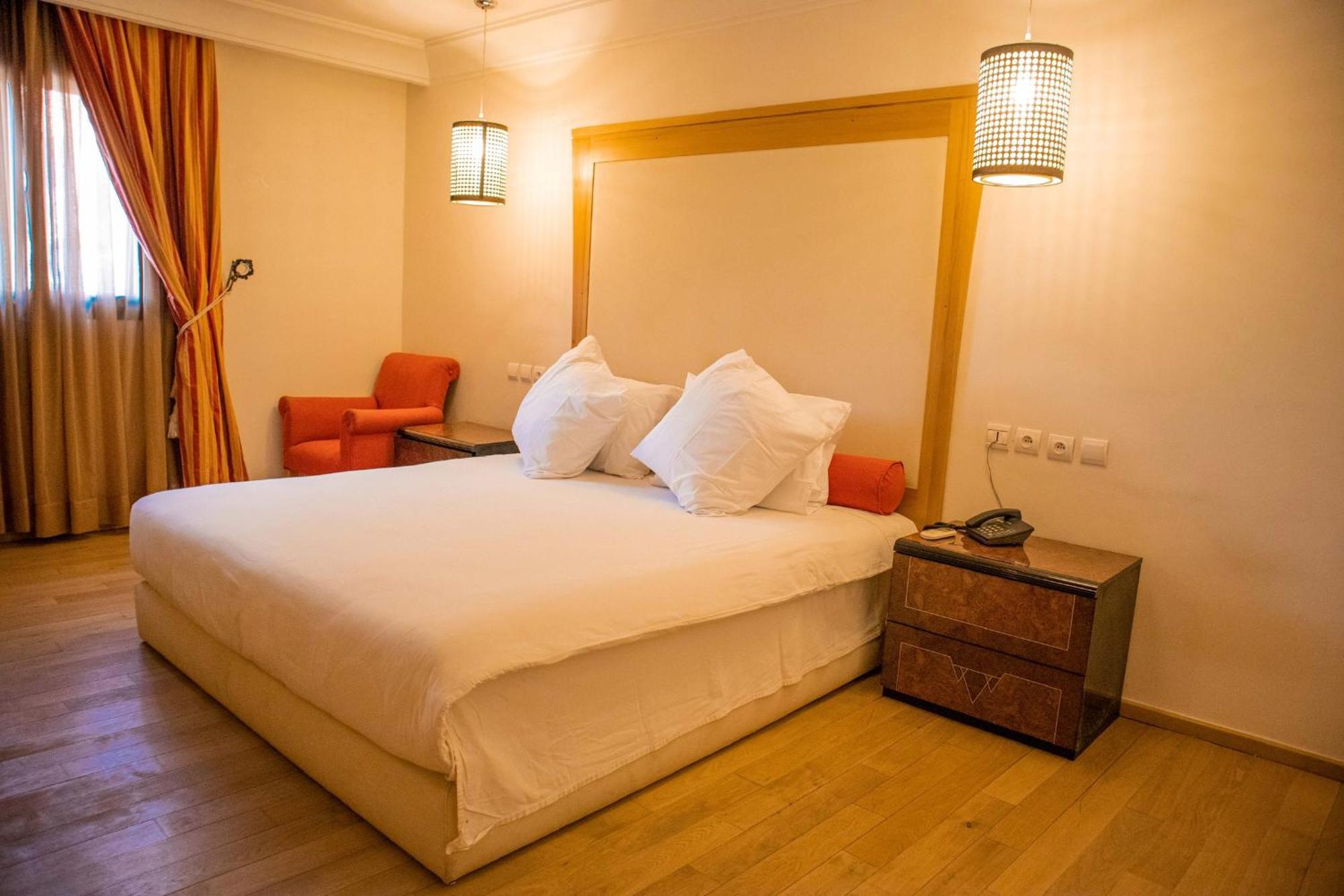 Sahara Line Hotel Laâyoune Extérieur photo
